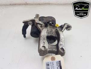 Gebruikte Remklauw (Tang) rechts-achter Toyota Yaris Cross (PB1/PJ1) 1.5 12V Hybrid 115 Prijs € 95,00 Margeregeling aangeboden door AutoHam