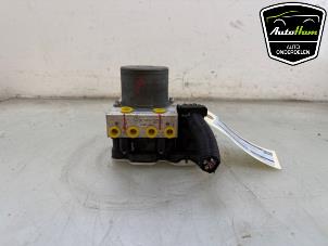 Gebruikte ABS Pomp Toyota Yaris Cross (PB1/PJ1) 1.5 12V Hybrid 115 Prijs € 195,00 Margeregeling aangeboden door AutoHam