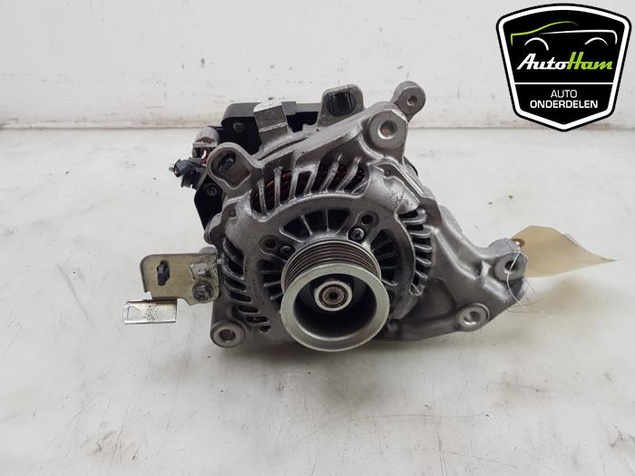 Gebruikte Dynamo Suzuki Ignis (MF) 1.2 Dual Jet 16V Smart Hybrid Prijs € 395,00 Margeregeling aangeboden door AutoHam