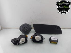 Gebruikte Airbag Set + Module Volkswagen Polo V (6R) 1.2 TDI 12V BlueMotion Prijs € 350,00 Margeregeling aangeboden door AutoHam