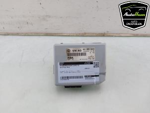 Computer Stuurbekrachtiging van een Volkswagen Up! (121) 1.0 12V 75 2013