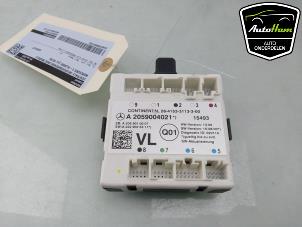 Gebruikte Module Centrale Deurvergrendeling Mercedes C (C205) C-220d 2.2 16V BlueTEC Prijs € 25,00 Margeregeling aangeboden door AutoHam