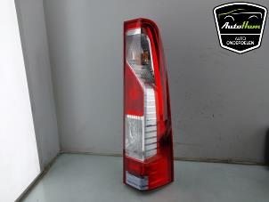 Gebruikte Achterlicht rechts Renault Master III (MA/MB/MC/MD/MH/MF/MG/MH) 2.3 dCi 135 16V FWD Prijs € 60,50 Inclusief btw aangeboden door AutoHam