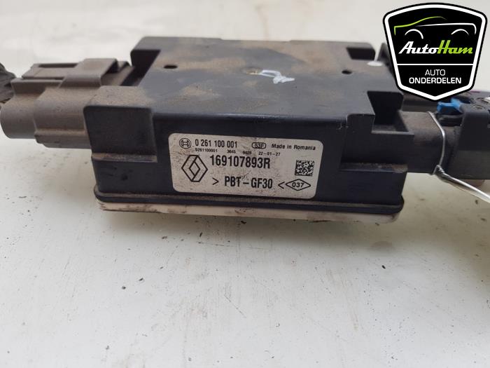 Brandstofpomp module van een Renault Master III (MA/MB/MC/MD/MH/MF/MG/MH) 2.3 dCi 135 16V FWD 2022