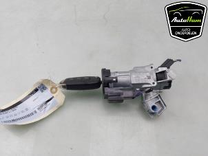 Gebruikte Kontaktslot + Sleutel Ford Puma 1.0 Ti-VCT EcoBoost Hybrid 12V Prijs € 40,00 Margeregeling aangeboden door AutoHam