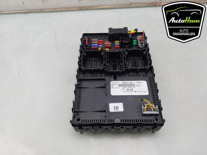 Computer Body Control van een Ford Puma 1.0 Ti-VCT EcoBoost Hybrid 12V 2020