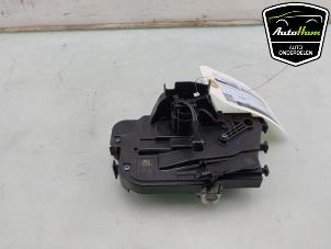 Gebruikte Slotmechaniek Portier 4Deurs rechts-voor Ford Puma 1.0 Ti-VCT EcoBoost Hybrid 12V Prijs € 25,00 Margeregeling aangeboden door AutoHam