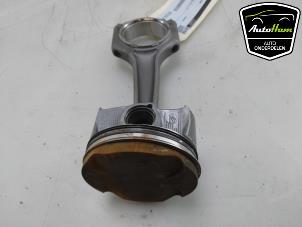 Gebruikte Zuiger BMW X5 (G05) xDrive50e 3.0 24V Prijs € 95,00 Margeregeling aangeboden door AutoHam