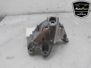 Gebruikte Motorsteun BMW X5 (G05) xDrive50e 3.0 24V Prijs € 30,00 Margeregeling aangeboden door AutoHam