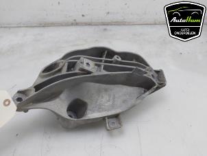 Gebruikte Motorrubber BMW X5 (G05) xDrive50e 3.0 24V Prijs € 35,00 Margeregeling aangeboden door AutoHam