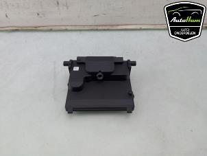 Gebruikte Camera voorzijde Ford Fiesta 7 1.0 EcoBoost 12V 100 Prijs € 125,00 Margeregeling aangeboden door AutoHam