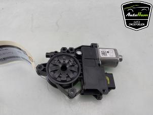 Gebruikte Raammotor Portier Kia Ceed Sportswagon (CDF) 1.0i T-GDi 12V Prijs € 50,00 Margeregeling aangeboden door AutoHam