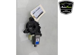 Gebruikte Raammotor Portier Kia Ceed Sportswagon (CDF) 1.0i T-GDi 12V Prijs € 50,00 Margeregeling aangeboden door AutoHam