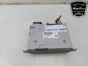 Gebruikte Regelunit Multi Media Citroen C3 (SX/SW) 1.2 12V e-THP PureTech 110 Prijs € 250,00 Margeregeling aangeboden door AutoHam