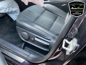 Gebruikte Bekleding Set (compleet) Mercedes B (W246) 1.6 B-200 BlueEFFICIENCY Turbo 16V Prijs op aanvraag aangeboden door AutoHam