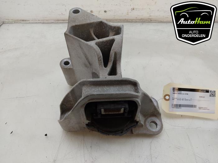 Gebruikte Motorrubber Nissan Micra (K14) 1.0 12V Prijs € 30,00 Margeregeling aangeboden door AutoHam