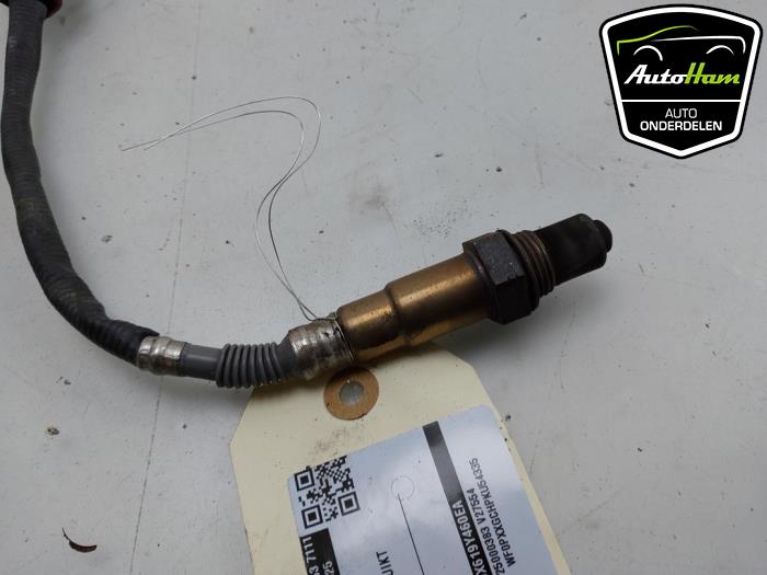 Lambda Sonde van een Ford Focus 4 Wagon 1.0 Ti-VCT EcoBoost 12V 125 2020