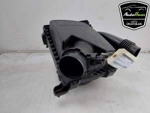 Gebruikte Luchtfilterhuis Ford Focus 4 Wagon 1.0 Ti-VCT EcoBoost 12V 125 Prijs € 50,00 Margeregeling aangeboden door AutoHam