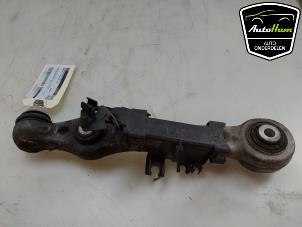 Gebruikte Draagarm rechts-voor Mercedes C-Klasse AMG (W205) C-43 AMG 3.0 V6 24V Turbo 4-Matic Prijs € 150,00 Margeregeling aangeboden door AutoHam