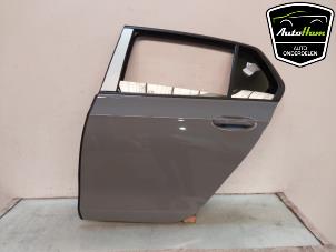 Gebruikte Deur 4Deurs links-achter Volkswagen Golf VIII (CD1) 2.0 GTI Clubsport 16V Prijs € 1.087,79 Inclusief btw aangeboden door AutoHam