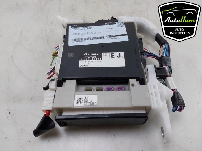 Gebruikte Bodycontrol Module Toyota C-HR (X1,X5) 2.0 16V Hybrid Prijs € 115,00 Margeregeling aangeboden door AutoHam