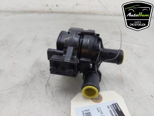 Gebruikte Waterpomp Volkswagen Transporter T6 2.0 TDI 150 Prijs € 30,25 Inclusief btw aangeboden door AutoHam