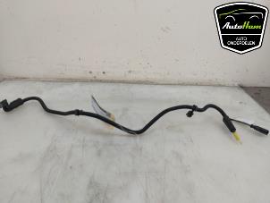 Gebruikte Leiding (diversen) Volkswagen Transporter T6 2.0 TDI 150 Prijs € 48,40 Inclusief btw aangeboden door AutoHam