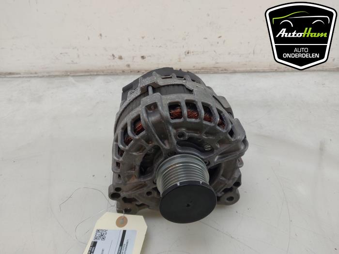 Dynamo van een Volkswagen Transporter T6 2.0 TDI 150 2024