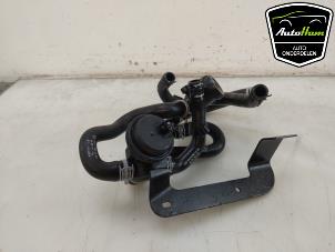 Gebruikte Extra waterpomp Volkswagen Transporter T6 2.0 TDI 150 Prijs € 36,30 Inclusief btw aangeboden door AutoHam