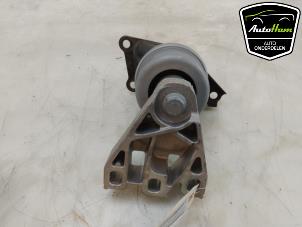 Gebruikte Motorrubber Volkswagen Transporter T6 2.0 TDI 150 Prijs € 48,40 Inclusief btw aangeboden door AutoHam