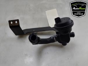 Gebruikte Extra waterpomp Volkswagen Transporter T6 2.0 TDI 150 Prijs € 36,30 Inclusief btw aangeboden door AutoHam