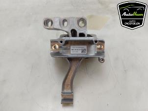 Gebruikte Motorsteun Volkswagen Golf VIII (CD1) 2.0 GTI Clubsport 16V Prijs € 90,75 Inclusief btw aangeboden door AutoHam