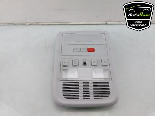 Gebruikte Binnenverlichting voor Volkswagen Transporter T6 2.0 TDI 150 Prijs € 60,50 Inclusief btw aangeboden door AutoHam