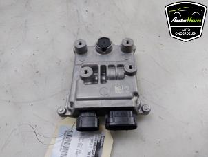 Gebruikte Brandstofpomp module Toyota C-HR (X1,X5) 2.0 16V Hybrid Prijs € 75,00 Margeregeling aangeboden door AutoHam