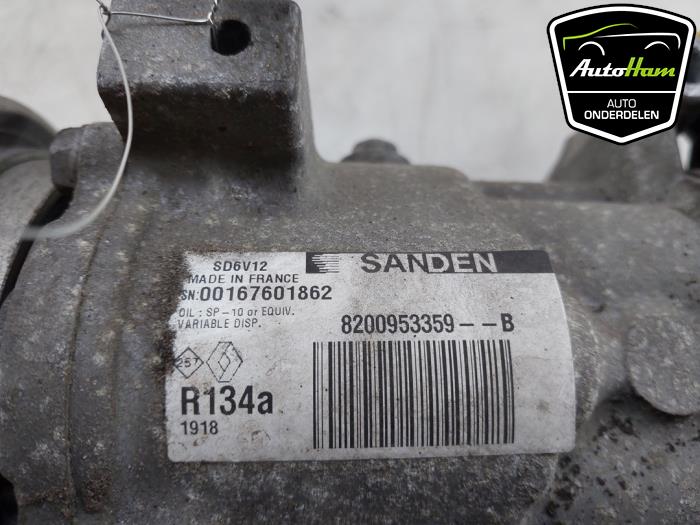 Aircopomp van een Mercedes-Benz Citan (415.6) 1.5 108 CDI Euro 6 2018