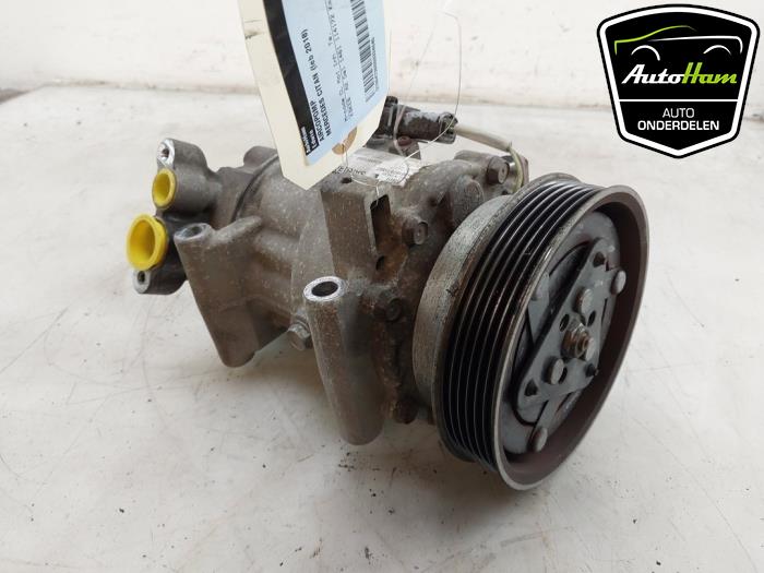 Aircopomp van een Mercedes-Benz Citan (415.6) 1.5 108 CDI Euro 6 2018