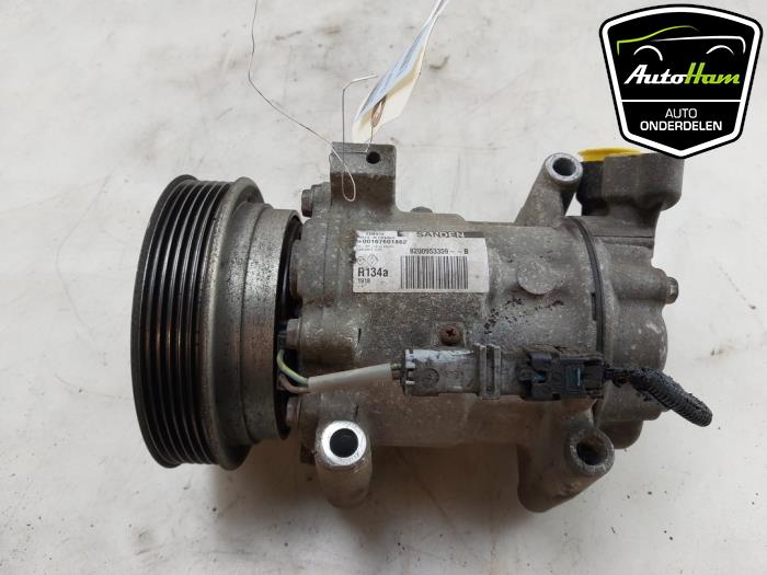 Aircopomp van een Mercedes-Benz Citan (415.6) 1.5 108 CDI Euro 6 2018