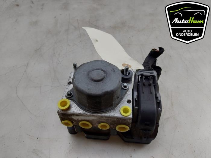 Gebruikte ABS Pomp Fiat Panda (312) 0.9 TwinAir 65 Prijs € 50,00 Margeregeling aangeboden door AutoHam
