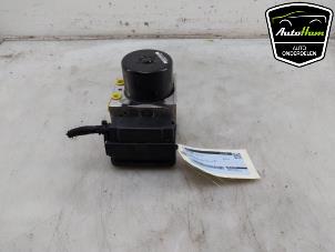 Gebruikte ABS Pomp Volkswagen Caddy III (2KA,2KH,2CA,2CH) 1.6 TDI 16V Prijs € 145,00 Margeregeling aangeboden door AutoHam