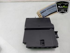 Gebruikte Zekeringkast Porsche Cayenne III (9YA) 3.0 V6 24V Turbo E-Hybrid Prijs € 50,00 Margeregeling aangeboden door AutoHam