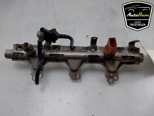 Gebruikte Injector brug Volkswagen Passat Variant (3C5) 1.8 TSI 16V Prijs € 40,00 Margeregeling aangeboden door AutoHam