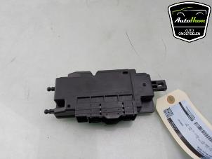 Gebruikte Airbag Module BMW X5 (F15) xDrive 35d 3.0 24V Prijs € 50,00 Margeregeling aangeboden door AutoHam