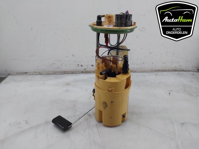 Gebruikte Tank element Pomp BMW X5 (F15) xDrive 35d 3.0 24V Prijs € 125,00 Margeregeling aangeboden door AutoHam