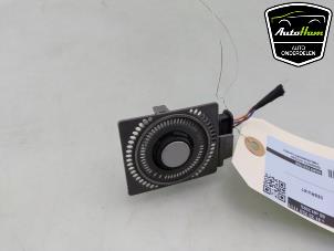 Gebruikte Sensor PDC Skoda Octavia Combi (NXAC) 1.5 TSI e-TEC 16V Prijs € 20,00 Margeregeling aangeboden door AutoHam