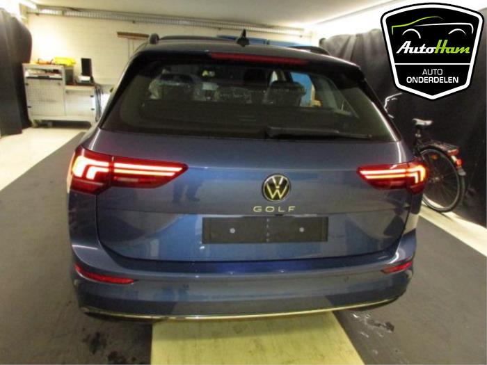 Achterbumper van een Volkswagen Golf VIII Variant (GC5) 2.0 TDI BlueMotion 16V 2025