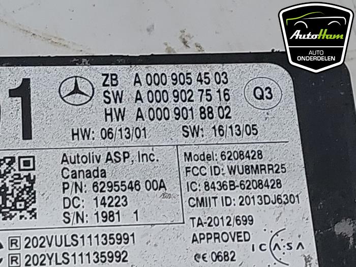 Side assist sensor van een Mercedes-Benz B (W246) 1.6 B-200 BlueEFFICIENCY Turbo 16V 2014