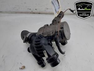 Gebruikte Extra waterpomp BMW 3 serie (E93) 320i 16V Prijs € 40,00 Margeregeling aangeboden door AutoHam