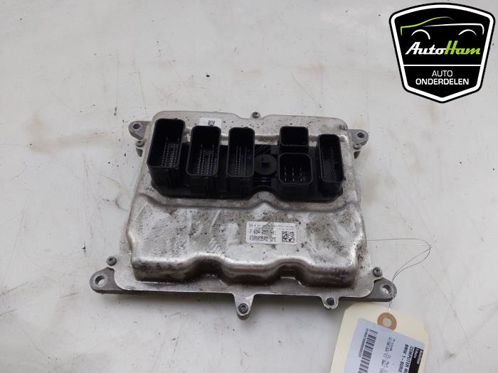 Computer Motormanagement van een BMW 1 serie (F20) 120i 1.6 16V 2011