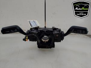 Gebruikte Combischakelaar Stuurkolom Ford Focus 4 1.0 Ti-VCT EcoBoost 12V 125 Prijs € 50,00 Margeregeling aangeboden door AutoHam