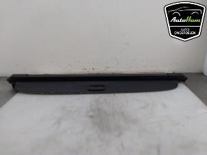 Gebruikte Dekzeil Bagageruimte Opel Astra J Sports Tourer (PD8/PE8/PF8) 1.6 CDTI 16V Prijs € 175,00 Margeregeling aangeboden door AutoHam